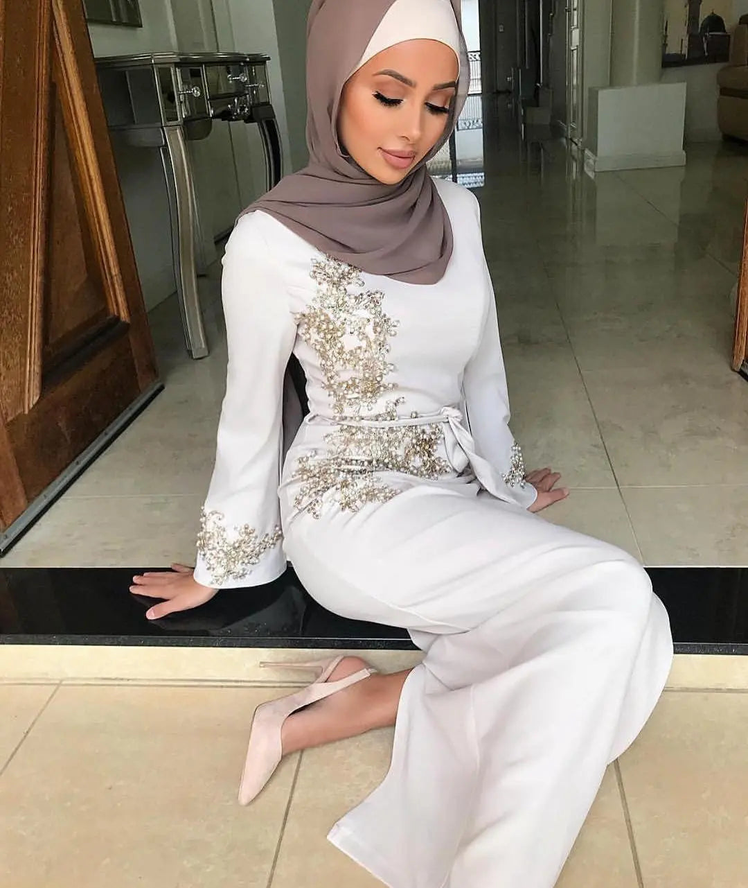 Muslim embroidered dress null