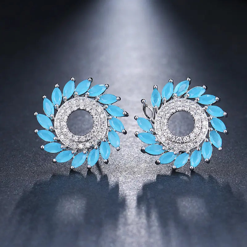 Bride's Zircon Earrings Women Luxury Dinner Gift null