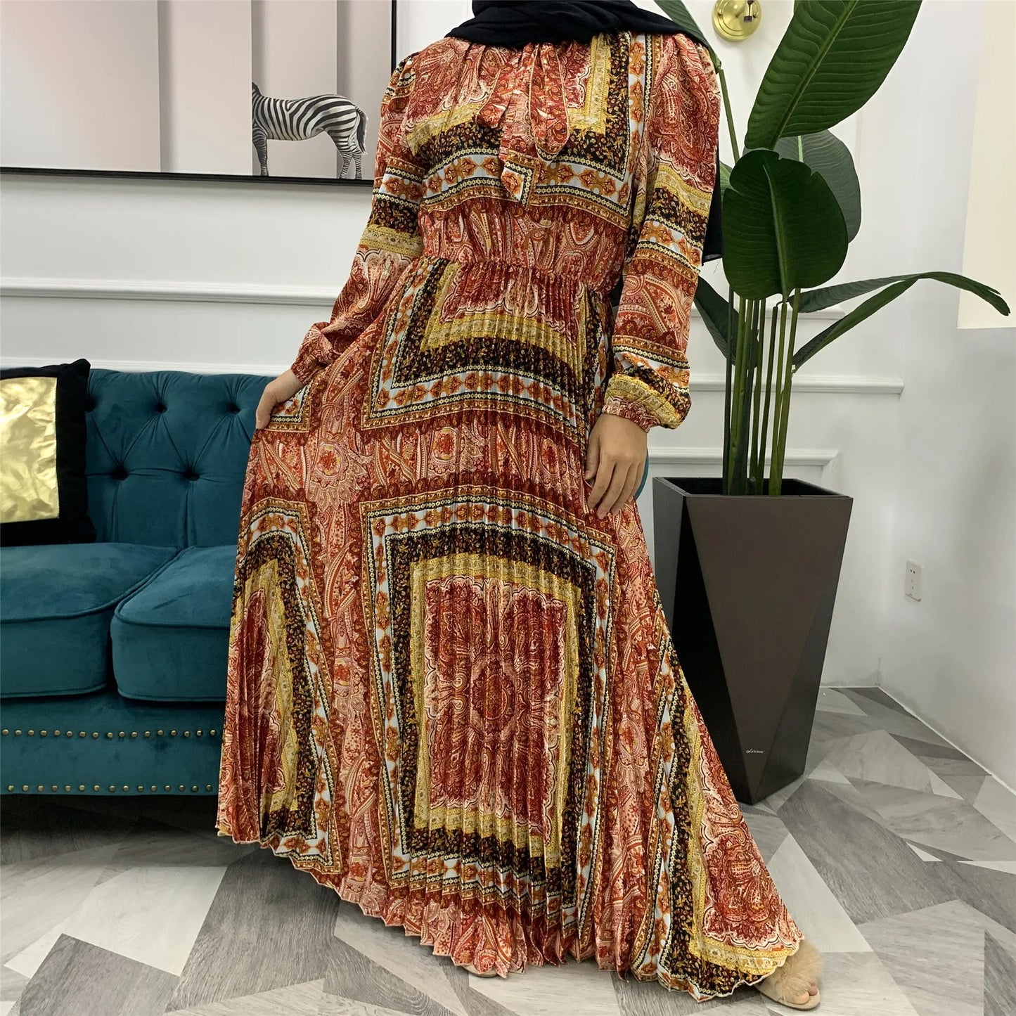 Muslim Dress With Printed Pleated Big Skirt null