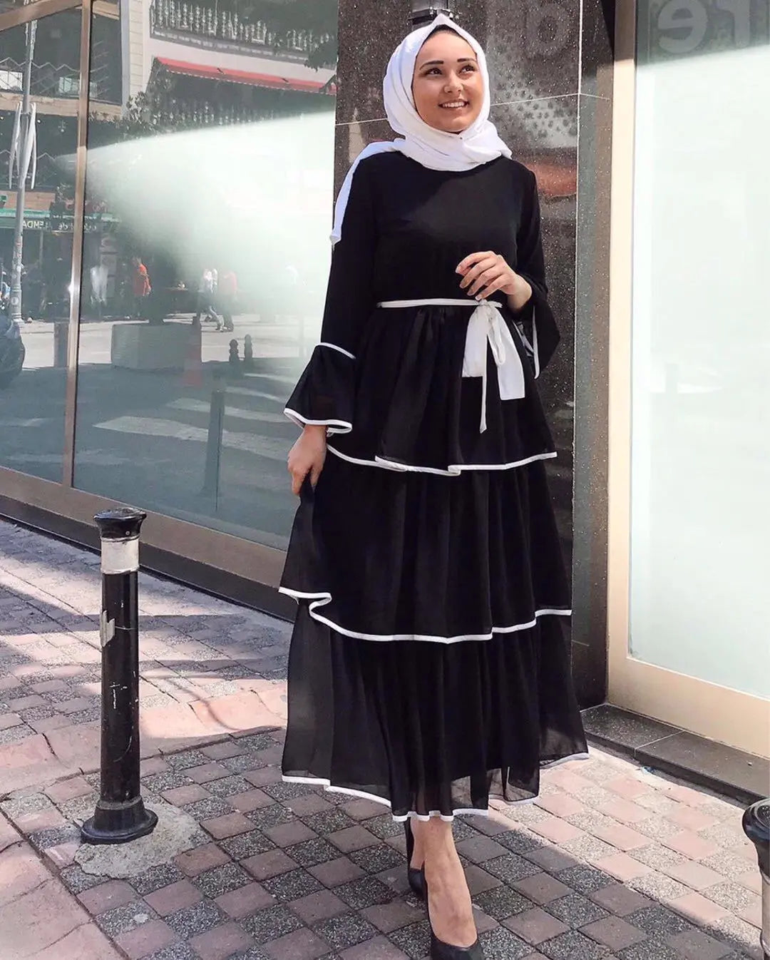 Turkish Muslim dress null