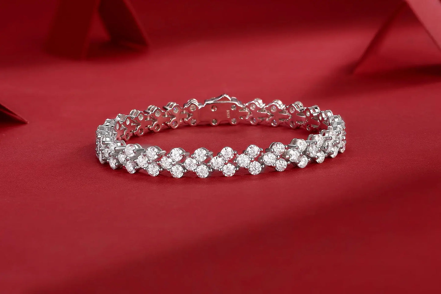 Kanong Luxury Fashion Mossan Diamond S925 Silver Bracelet null