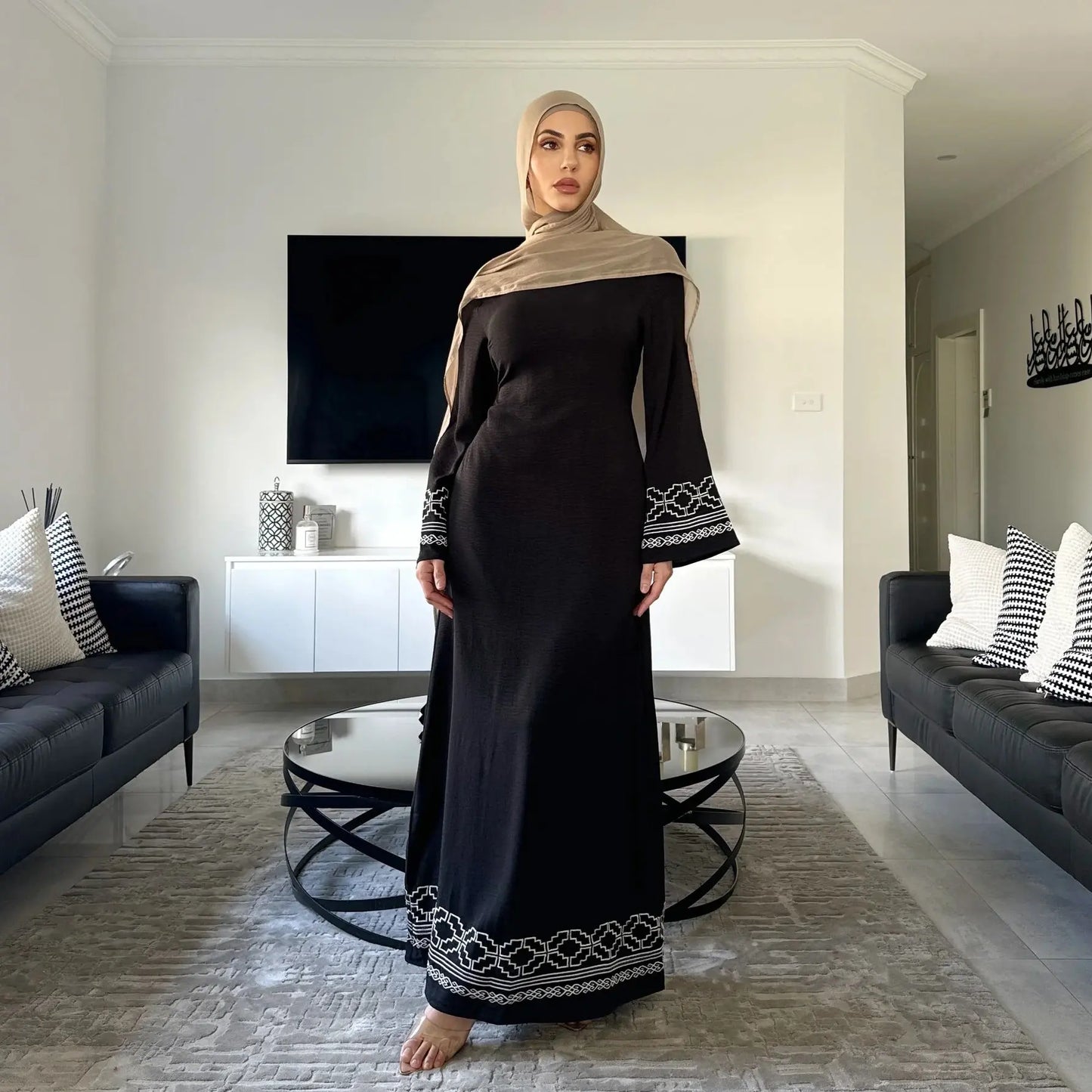 Women's Embroidery Fashion Personality Muslim Dress null