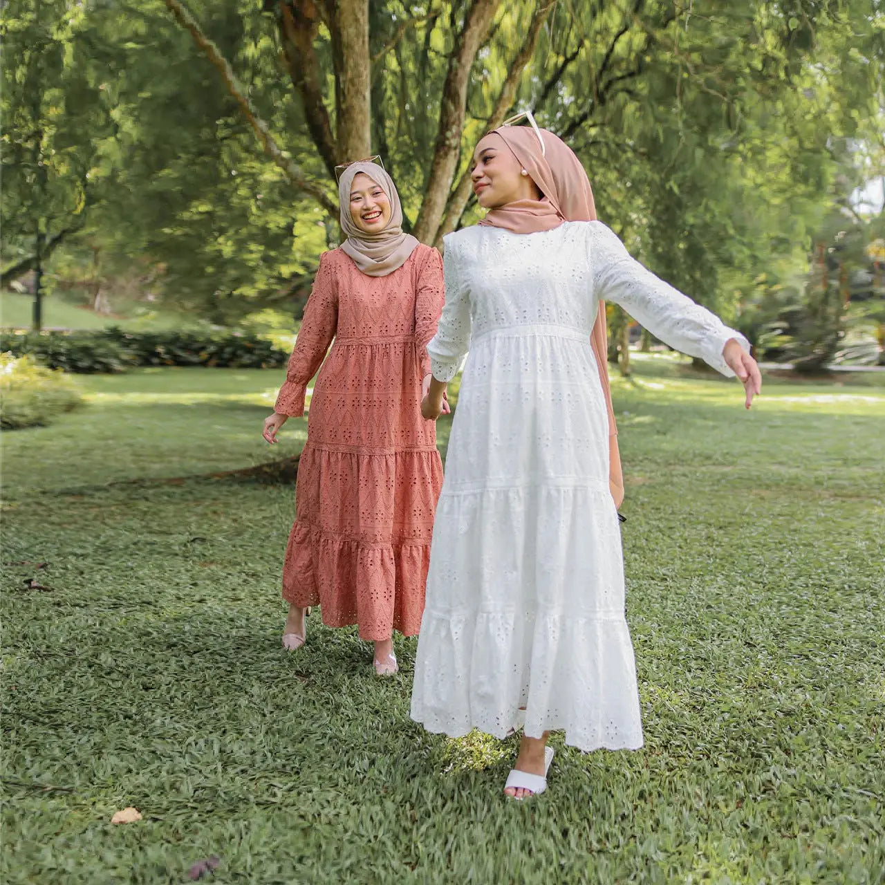 Muslim Malaysia Indonesia Hollow Lace Dress null