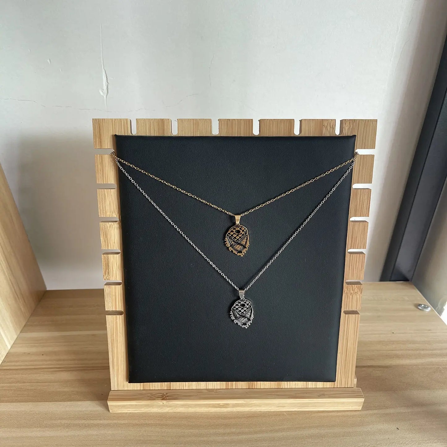 Stainless Steel Arab Palestine Gallery Fiya Scarf Necklace null