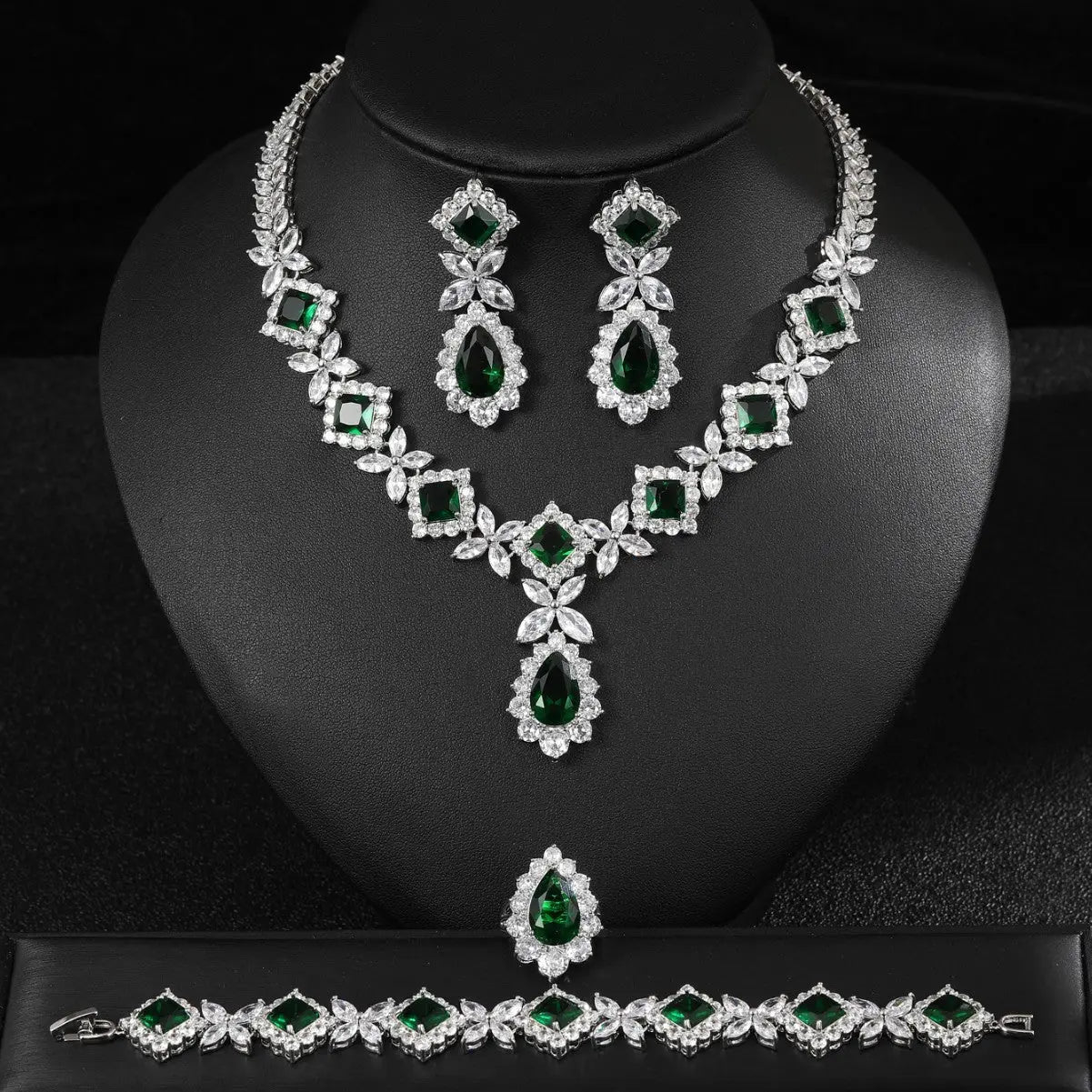 European And American Luxury Zircon Necklace Earring Bracelet Ring Suit null