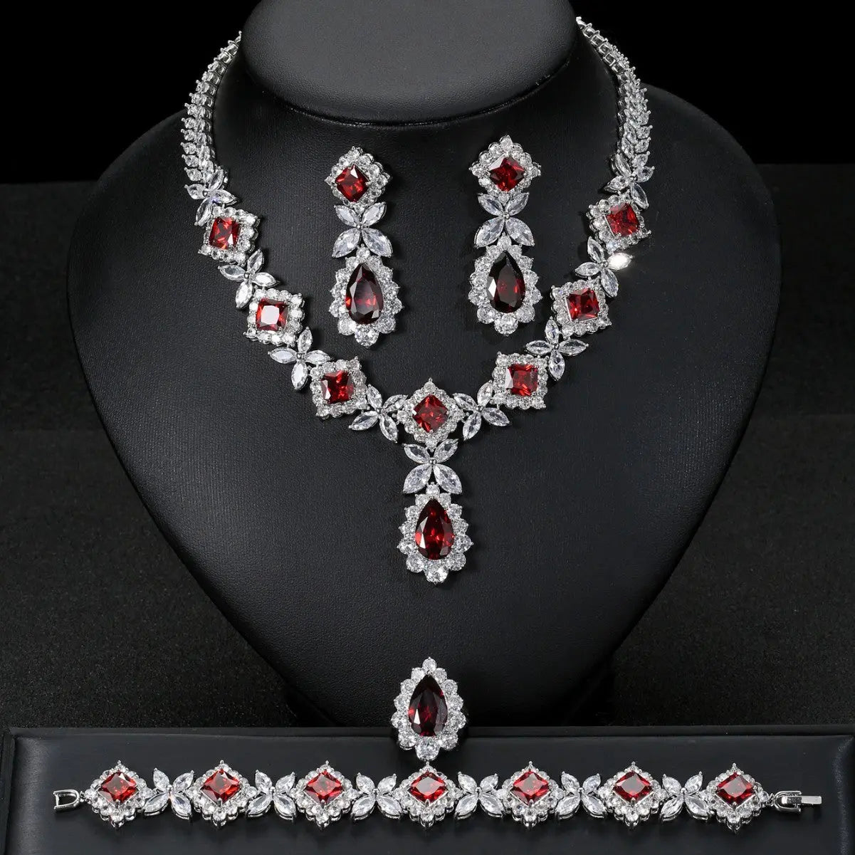 European And American Luxury Zircon Necklace Earring Bracelet Ring Suit null