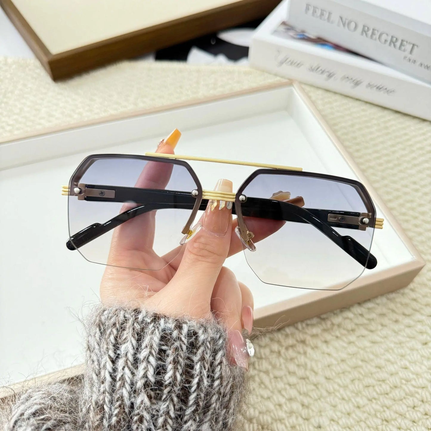 Fashion Men And Women Couple Glasses Frameless null