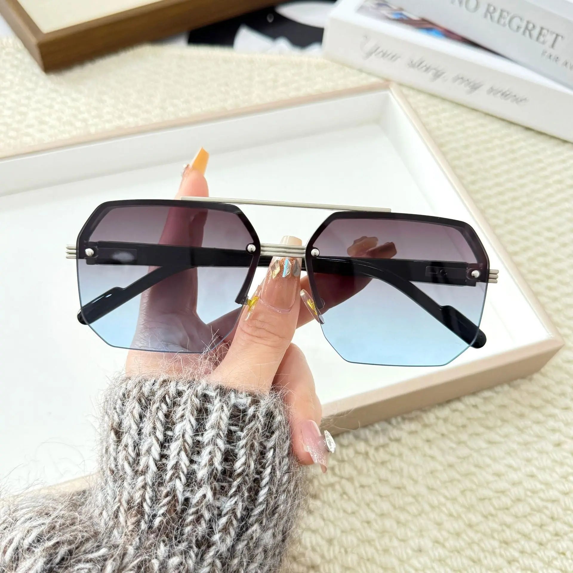 Fashion Men And Women Couple Glasses Frameless null